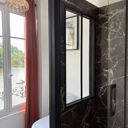 Maison De Charme Avec Vue Sur Chateau *